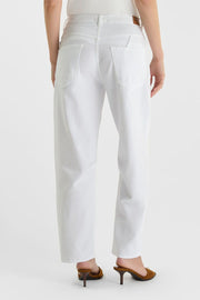 Pfmadie00wpig262 White
