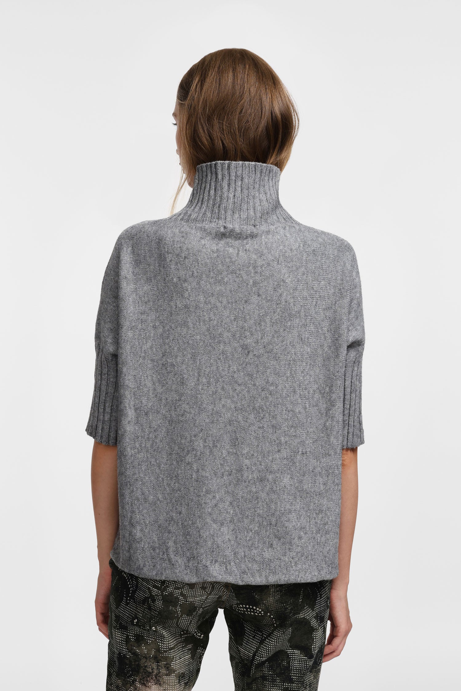 M49778957 Grigio