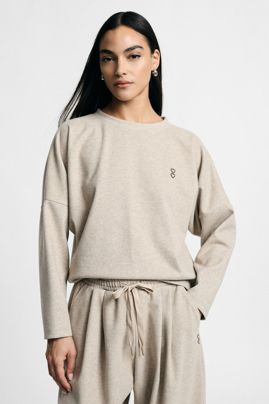 F0kseia000 beige beige