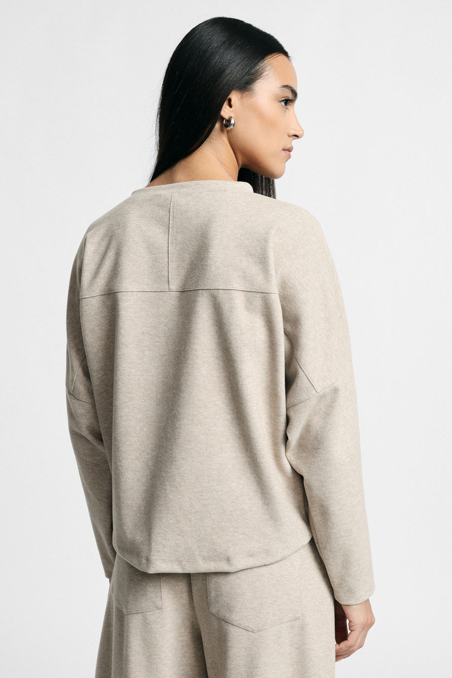 F0kseia000 beige beige