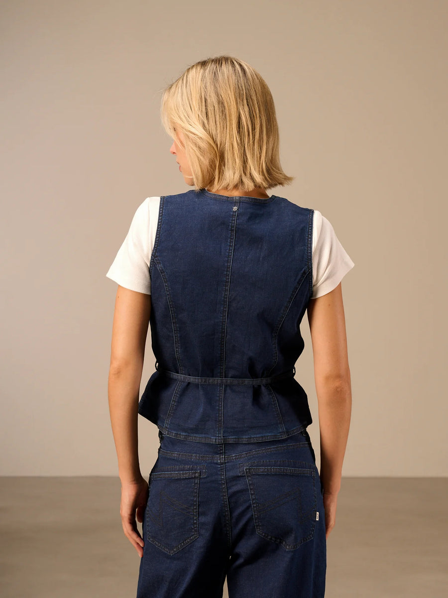 H26472 2 raw denim