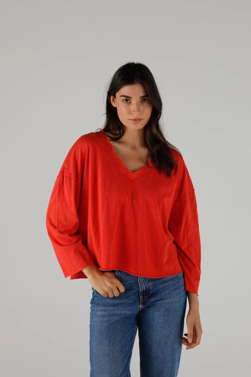 VOLTAIRE T-SHIRT CRIMSON