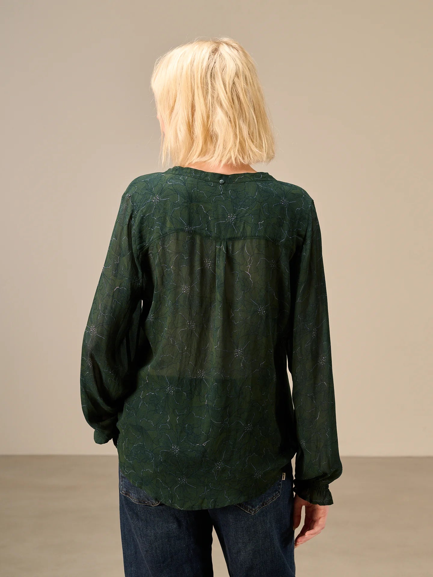 H26573 2 forest